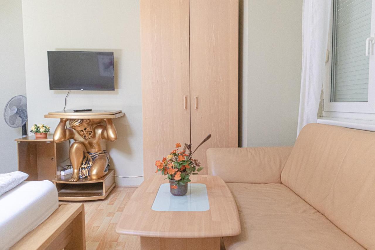 Exquisite Shared Villa - Your Private Room In This Beautiful Home Wien Ngoại thất bức ảnh