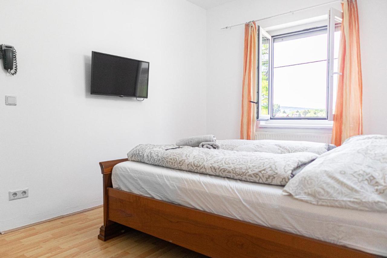 Exquisite Shared Villa - Your Private Room In This Beautiful Home Wien Ngoại thất bức ảnh